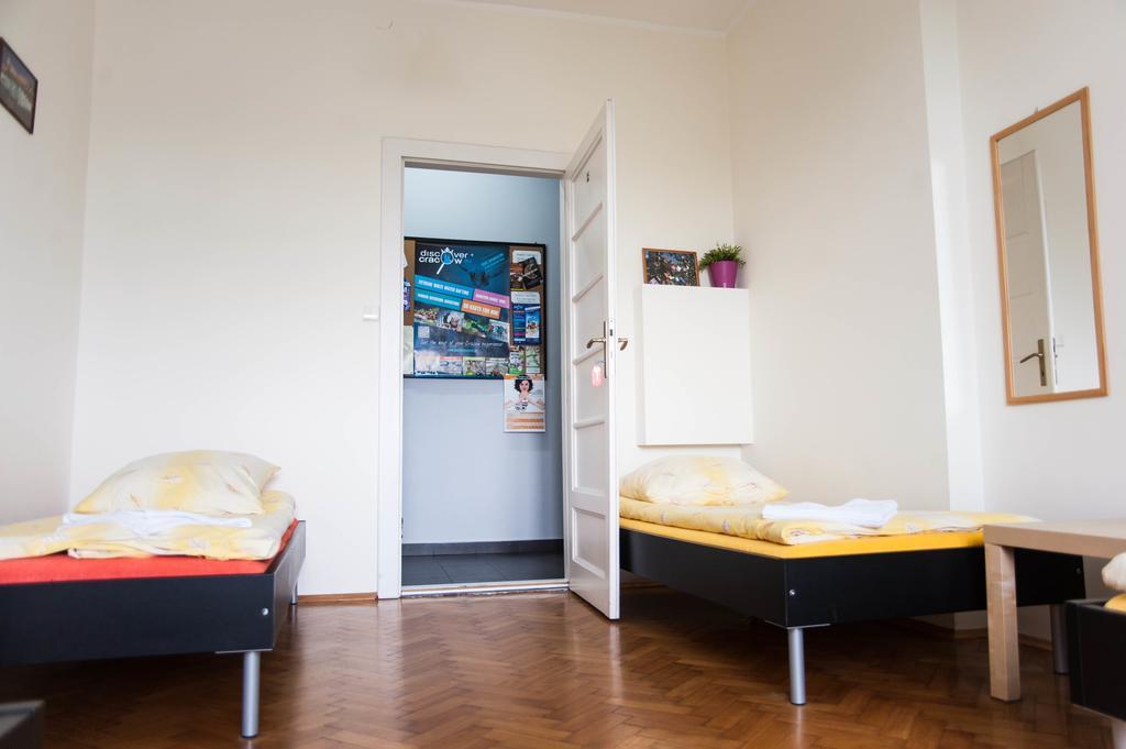 Okay House Cracóvia Quarto foto